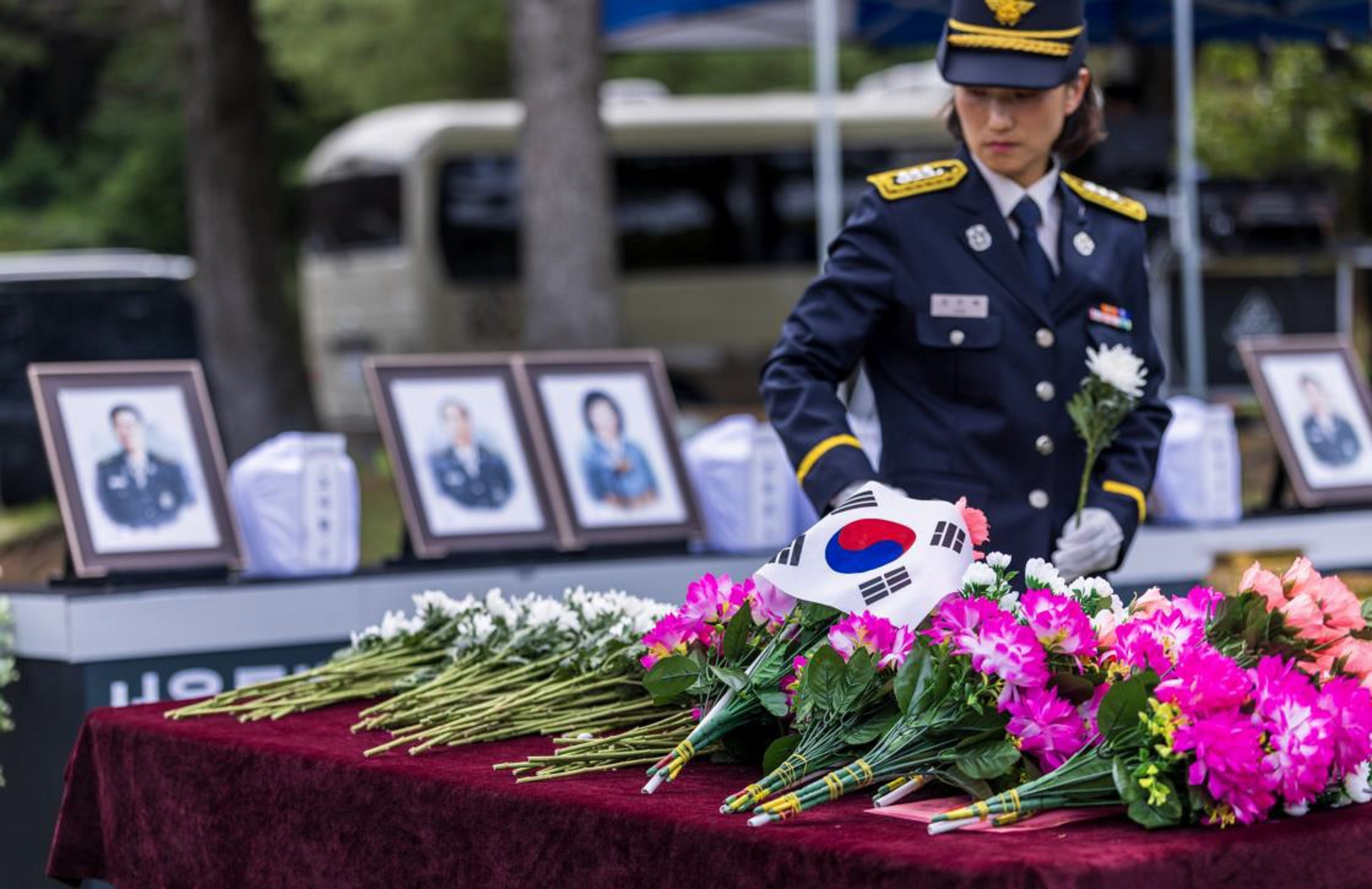 동상 동료를 보내면서