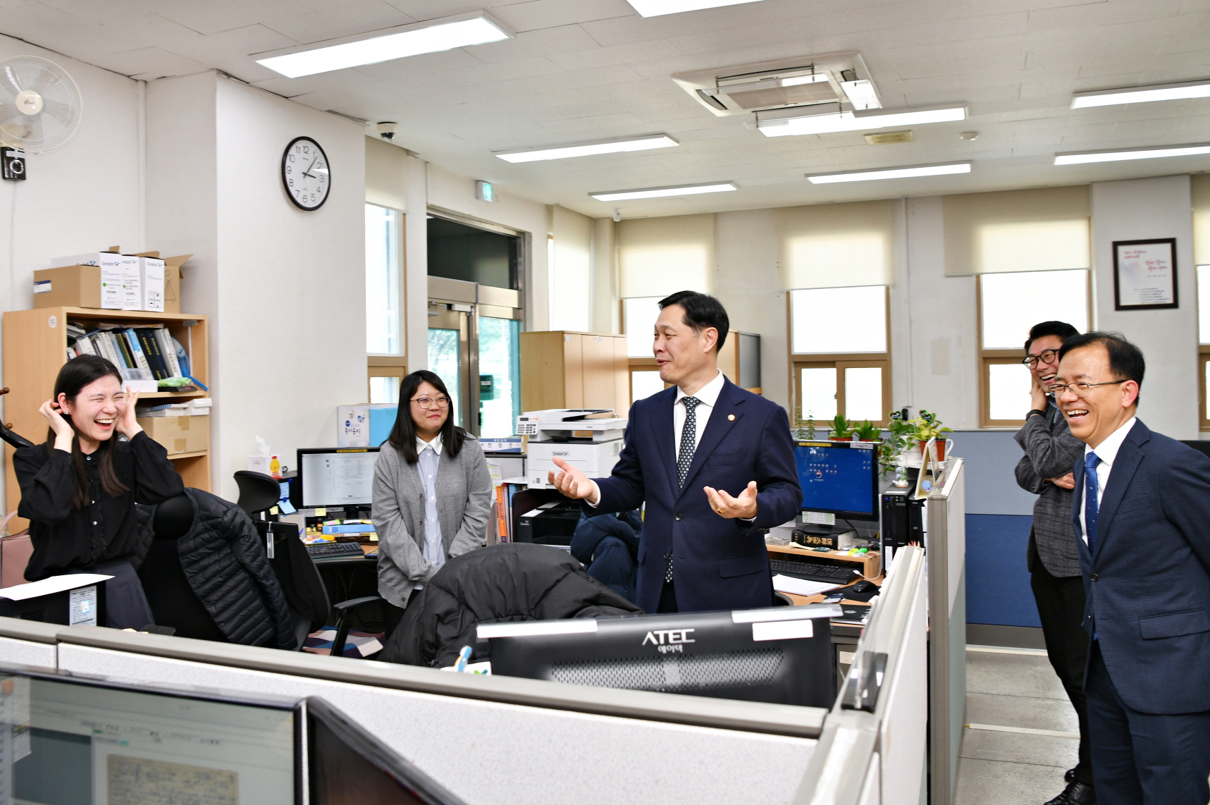 축소 CSB6049
